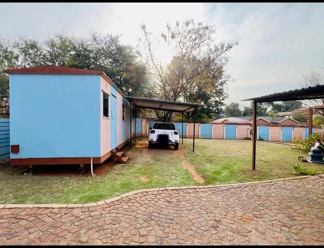 3 BEDROOM HOUSE FOR SALE IN PALM RIDGE EXT 2